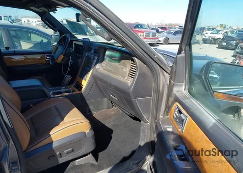 2013 Lincoln Navigator L из США, поврежденный, VIN 5LMJJ3H56DEL03160